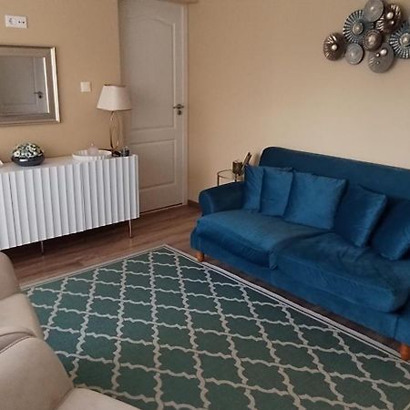 Levendula Apartmanhaz Хайдусобосло Экстерьер фото