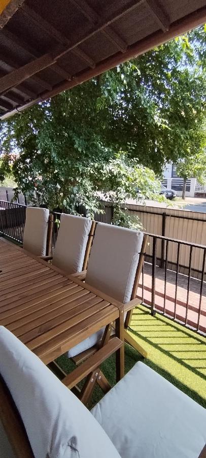 Levendula Apartmanhaz Хайдусобосло Экстерьер фото